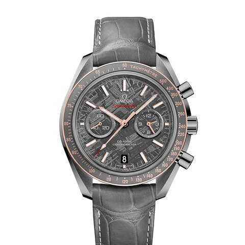 Omega horloge met een kast in keramiek, met een wijzerplaat in het grijs en een diameter van 44 mm
