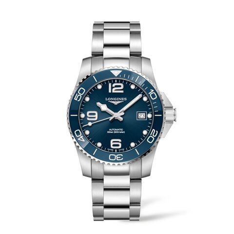 Longines horloge met een kast in staal, met een wijzerplaat in het blauw en een diameter van 39 mm