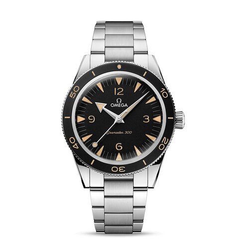 Omega horloge met een kast in staal, met een wijzerplaat in het zwart en een diameter van 41 mm