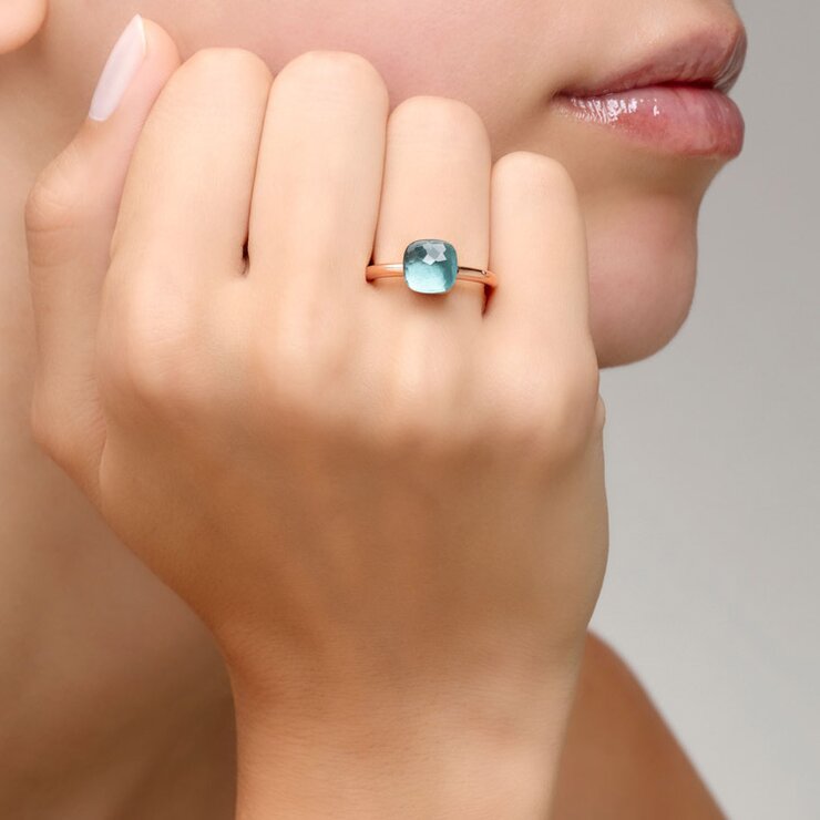 Pomellato ring in rosé goud 18kt met topaas blauw